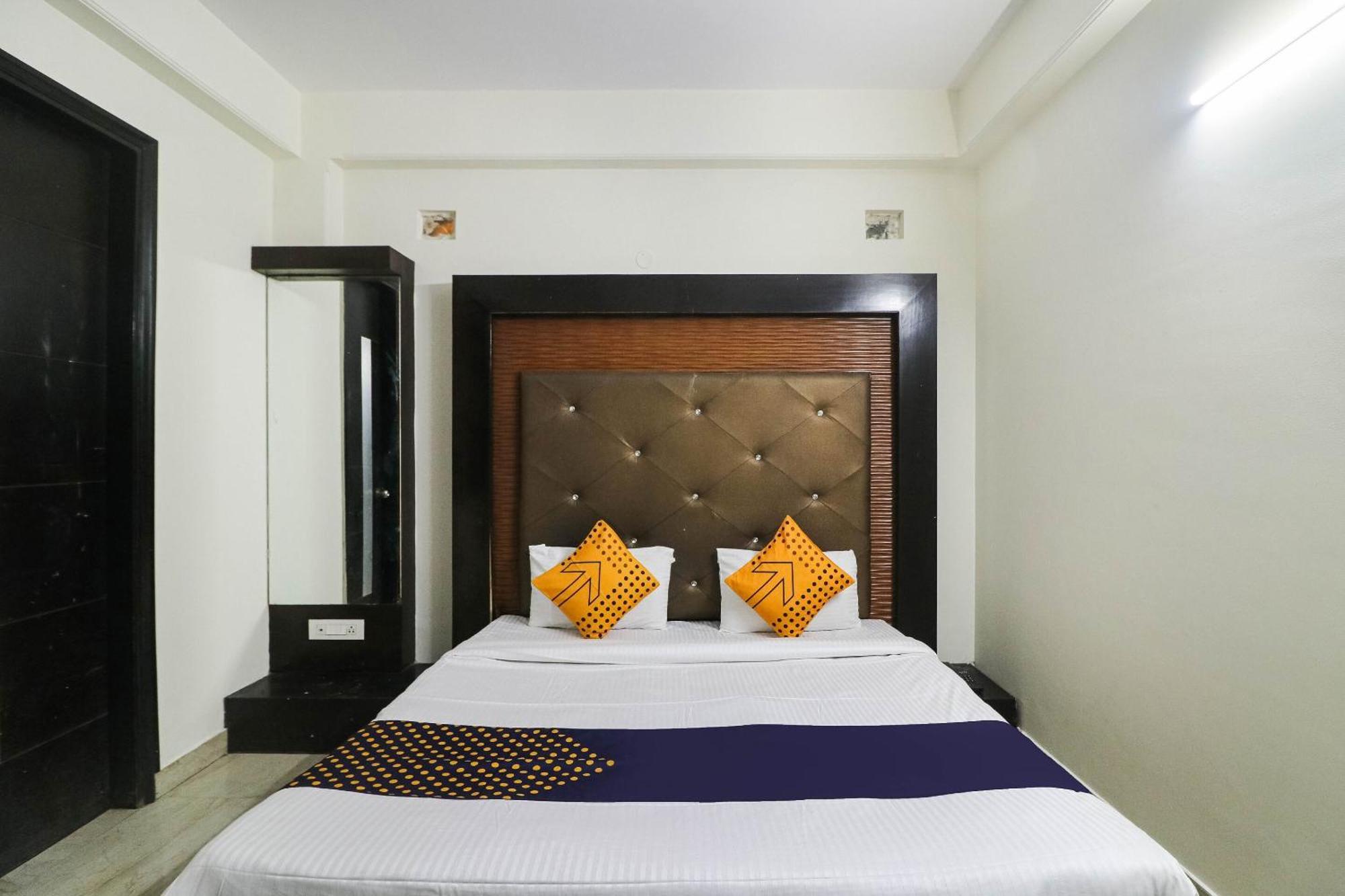 SPOT ON 37224 Hotel Grace Gurgaon Exterior foto