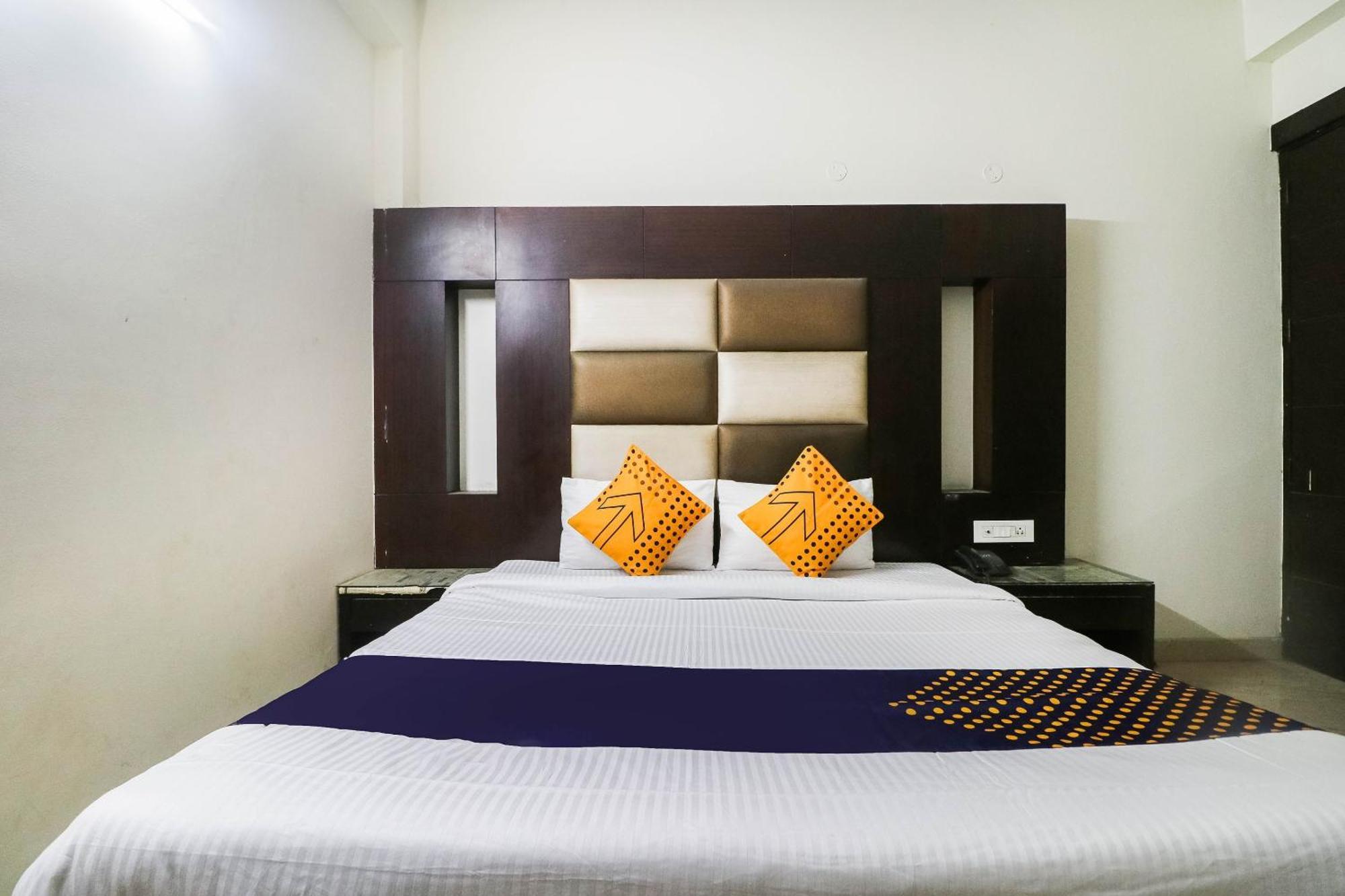 SPOT ON 37224 Hotel Grace Gurgaon Exterior foto